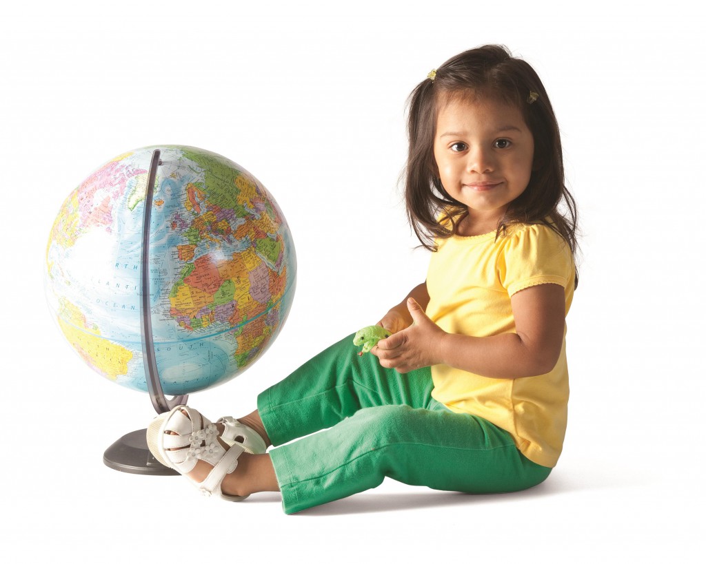 Girl_Earth_Globe_World